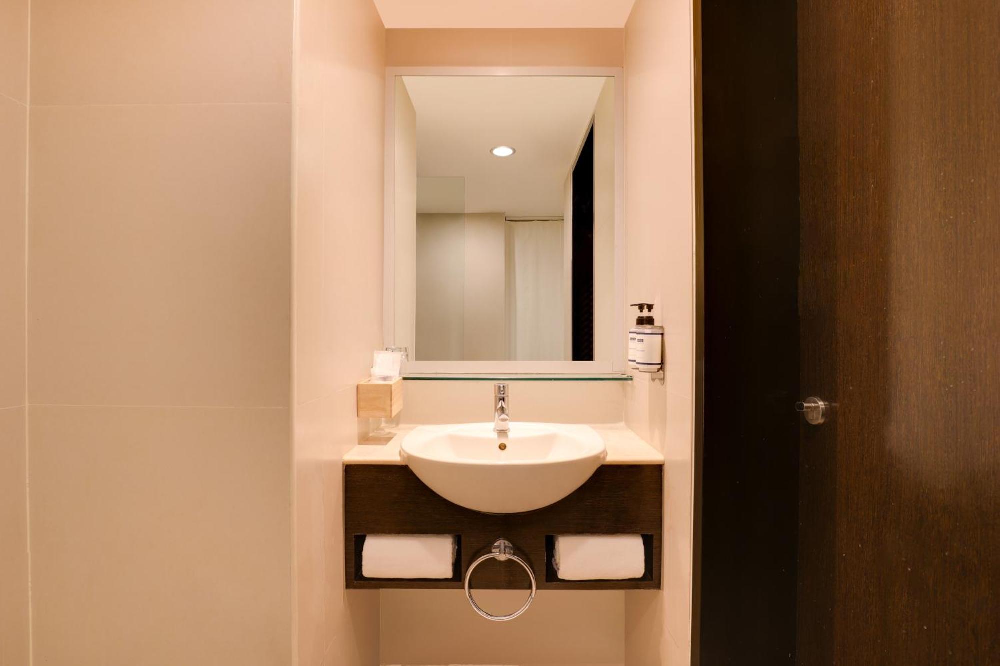 Keys Select By Lemon Tree Hotels, Hosur Road, Bengaluru Esterno foto